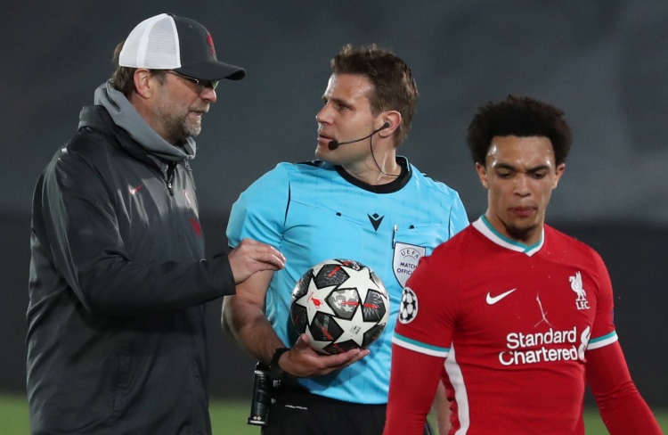 记者：萨格勒布迪纳摩有意租回克罗地亚国门利瓦科维奇（记者称萨格勒布迪纳摩正寻求租借克罗地亚国门利瓦科维奇）