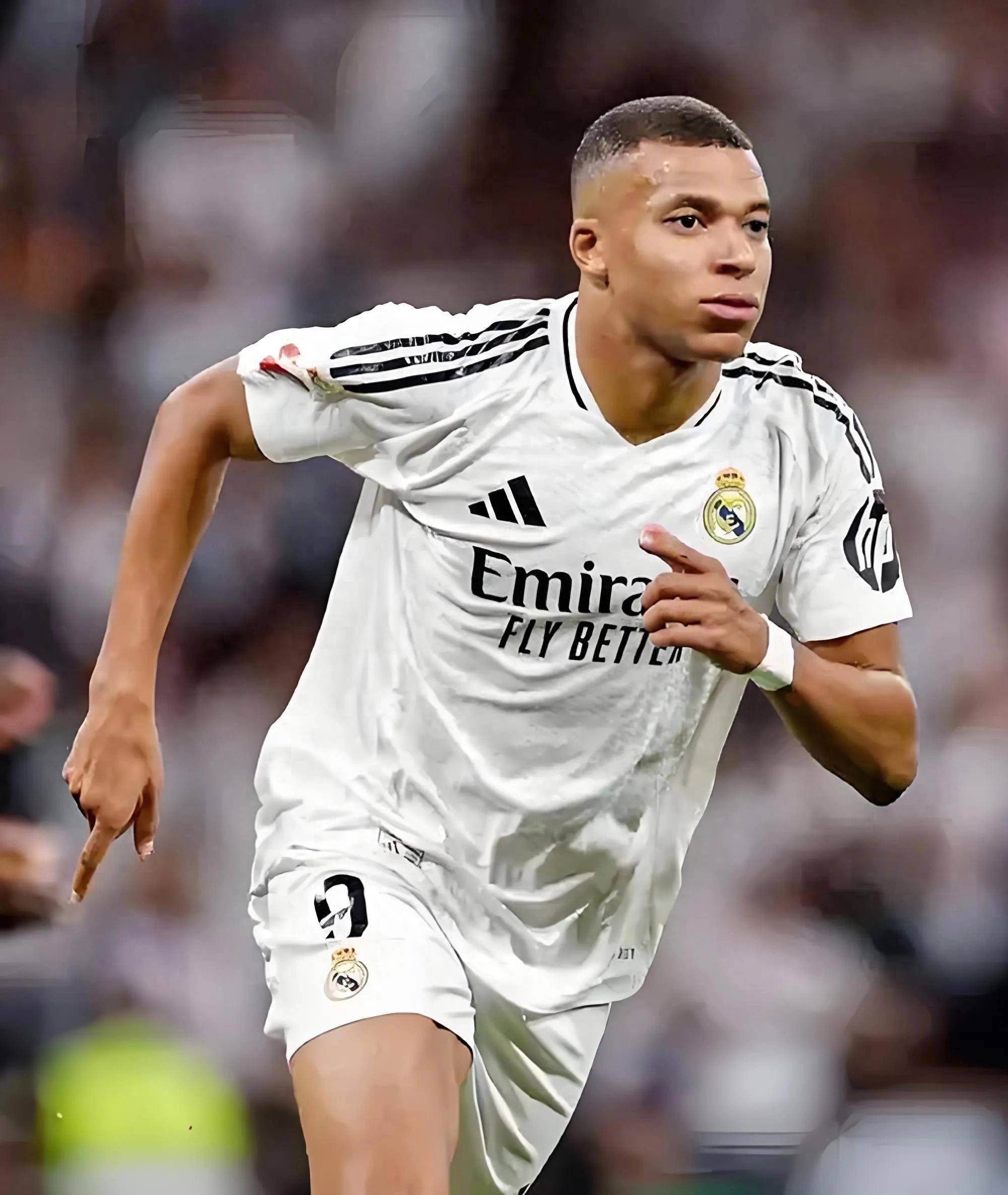 拉波尔塔：弗洛伦蒂诺的发言体现了严重的“巴塞罗那恐惧症”（拉波尔塔称弗洛伦蒂诺的言论暴露出严重的“巴塞罗那恐惧症”）