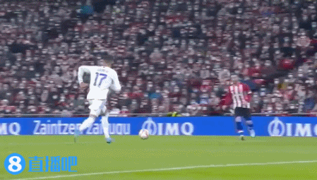 澳超战报：桑托斯破门被吹，麦克阿瑟FC 0-0墨尔本胜利（澳超赛况：桑托斯进球被判无效，麦克阿瑟FC与墨尔本胜利0-0握手言和）