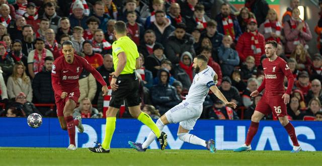 球探：班巴合同明夏到期，尤文、米兰、国米和罗马有意免签他（球探称：班巴明夏合同到期，尤文、米兰、国米与罗马寻求免签）