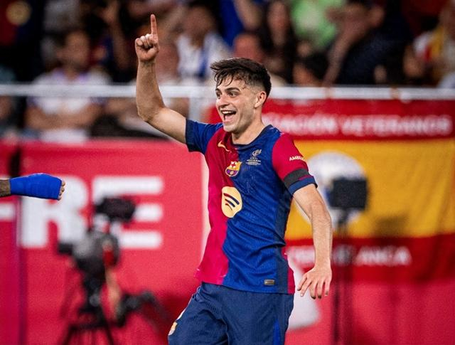 塞尔：巴列卡诺主场在欧协联时缩小尺寸，但对皇马时并未恢复（塞尔电台：巴列卡诺为欧协联缩小主场场地，对阵皇马未恢复原尺寸）