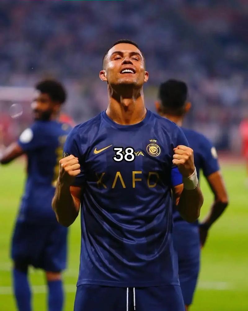 CBA：新疆队再下一城 客场击败青岛（CBA：新疆客场力克青岛 再添一胜）